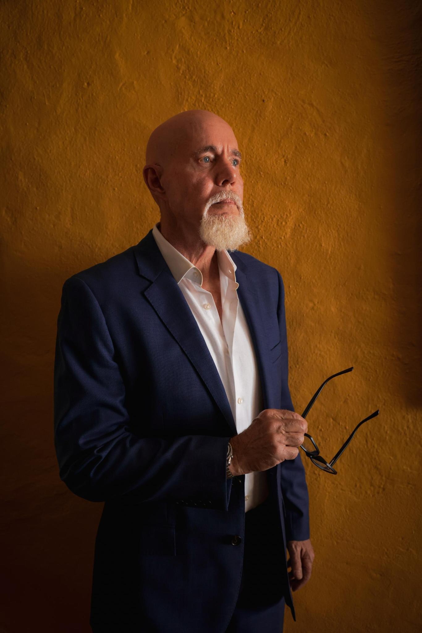 Retrato del Dr. Robert Glover